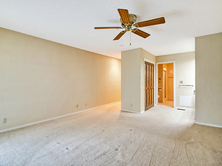 512 Druid Lndg — Photo 22
