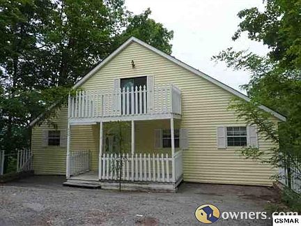 2nd image of 879 Chalet Village Blvd