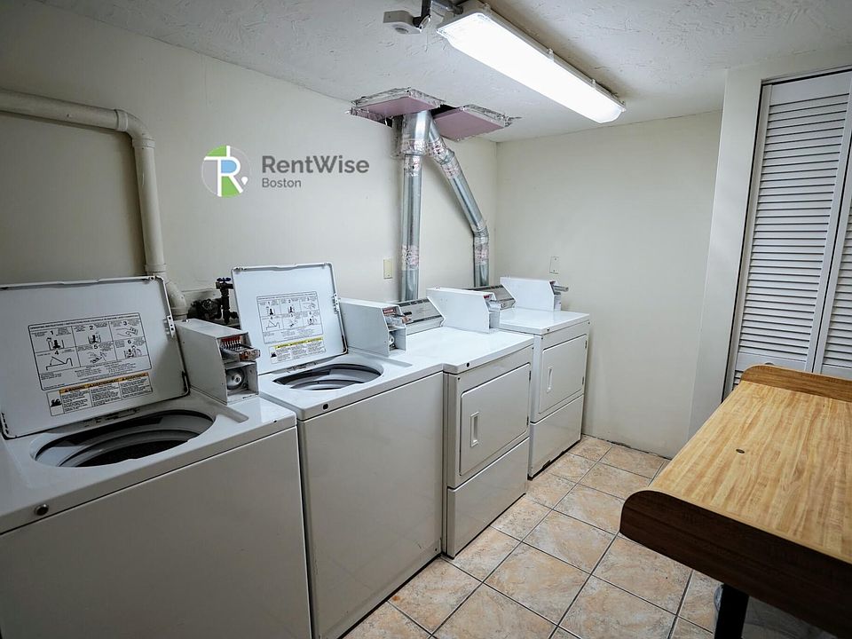 2nd image of 343 Franklin St #307