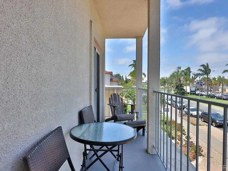 229 Orange Ave #3 — Photo 46