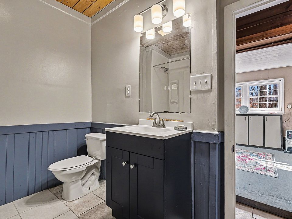 13th image of this home