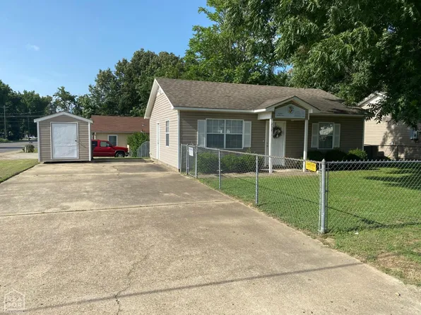 202 Cedar St, Jonesboro, AR 72401