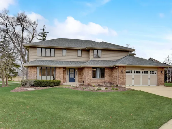 1250 Wallen Pl, Downers Grove, IL 60516