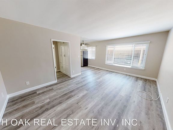 2nd image of 1837 N Gramercy Pl #4981614