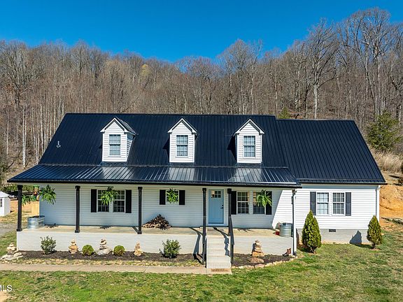 2nd image of 3233 Stanley Valley Rd