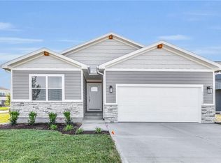 17739 Shady Bend Rd, Gardner, KS 66030