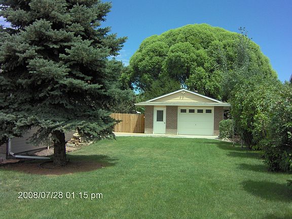 additional detached garage