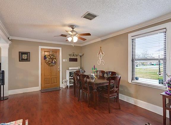 4th image of 5049 Oak Dr