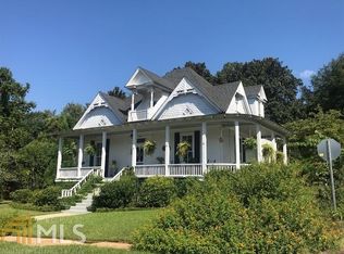 509 E 7th St, West Point, GA 31833