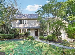 641 Pugh Rd, Wayne, PA 19087