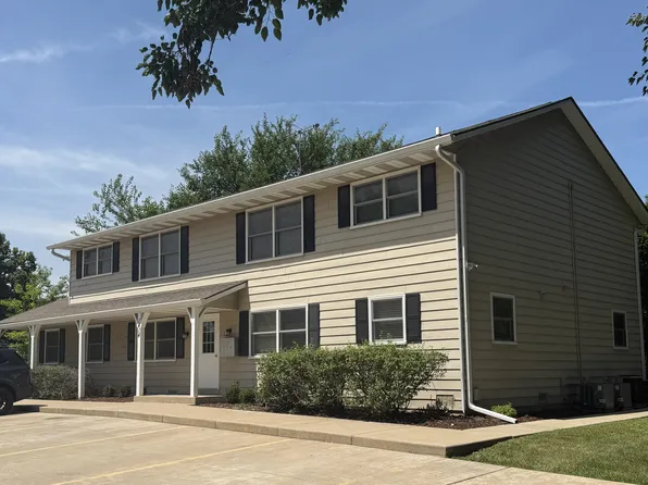 1414 S 14th St APT B, Saint Charles, IL 60174