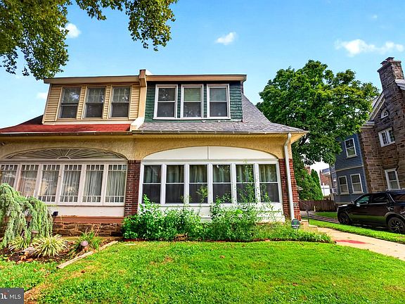 2nd image of 1021 Allengrove St