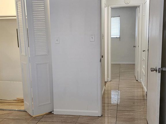 4th image of 2201 Lemontree Way Unit 1