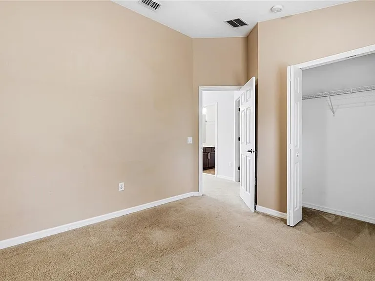 6364 Lake Smith Cir — Photo 24