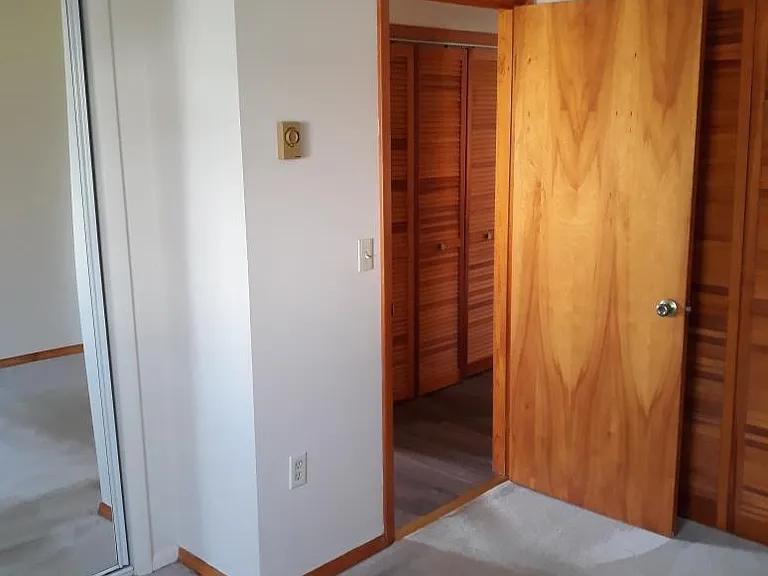 343 E Main St #B — Photo 7