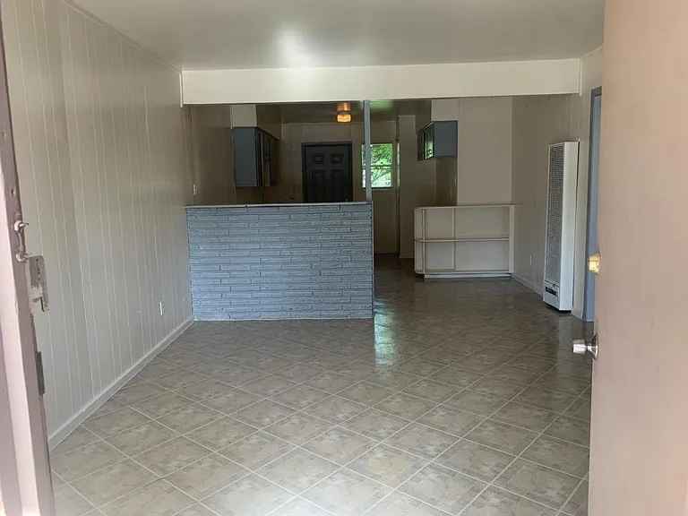5440 Makeig St — Photo 11