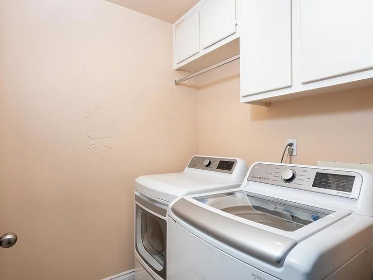 725 San Gabriel Pl — Photo 14