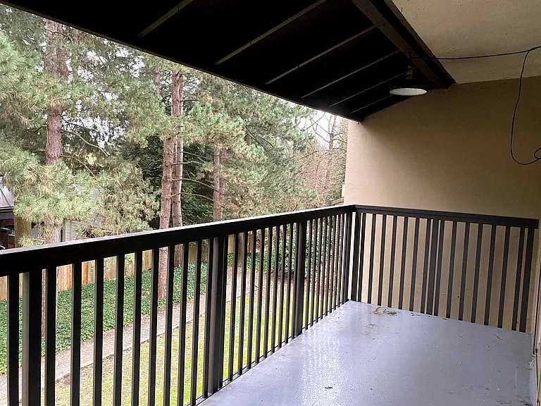 9867 Manchester Dr #515 — Photo 8