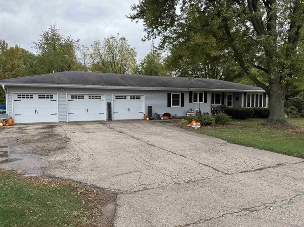 W1221 County V Road, Berlin, WI 54923