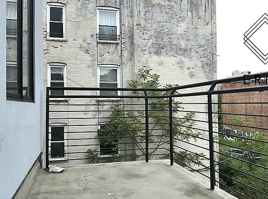 Rented by ERNY LLC | media 19