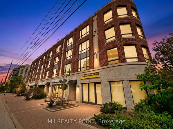 2 Maxwell St Unit 201, Toronto, ON M3H 2S8