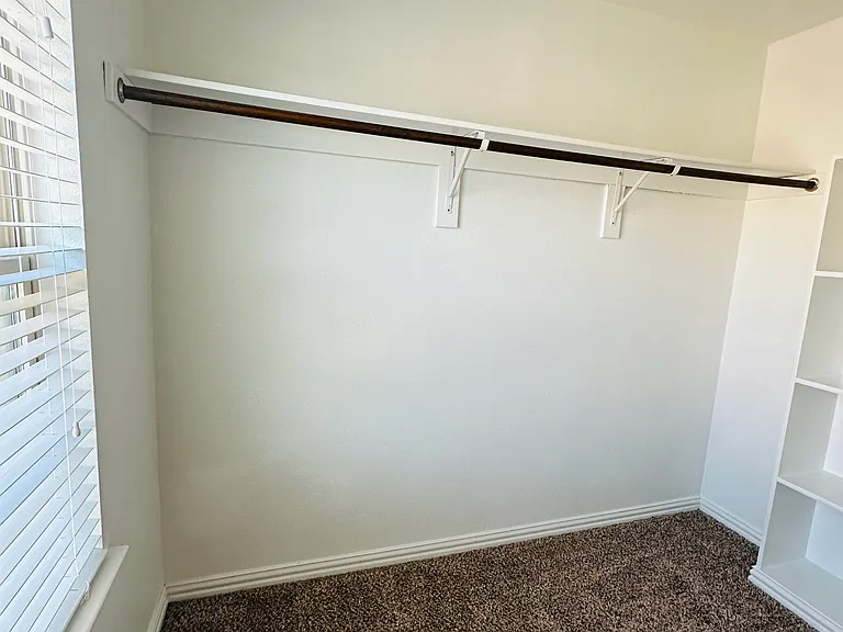 2249 Salado Dr — Photo 22