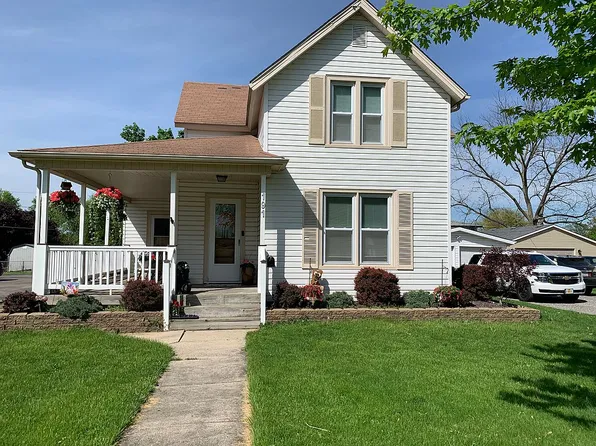 191 W 4th St, Manteno, IL 60950