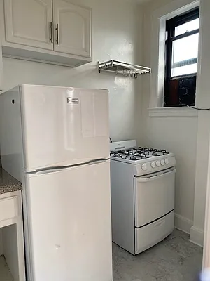 Rented by BSRG Realty | media 3