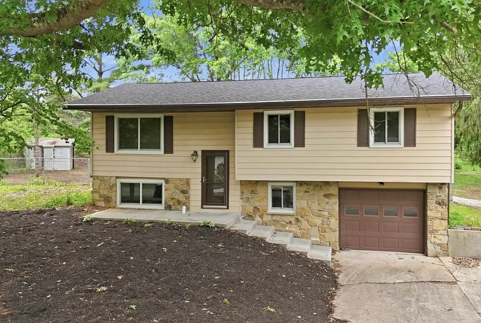 110 S Pine Cone Ct