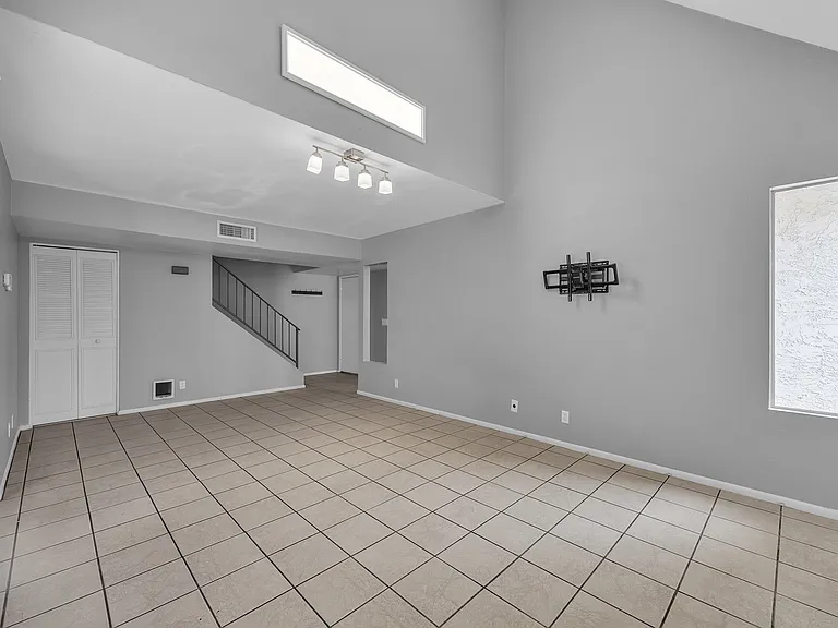 1342 W Emerald Ave #352 — Photo 7
