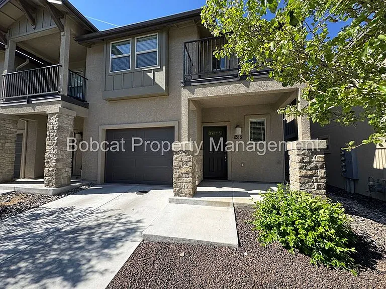 1288 Handelin Rd — Photo 1