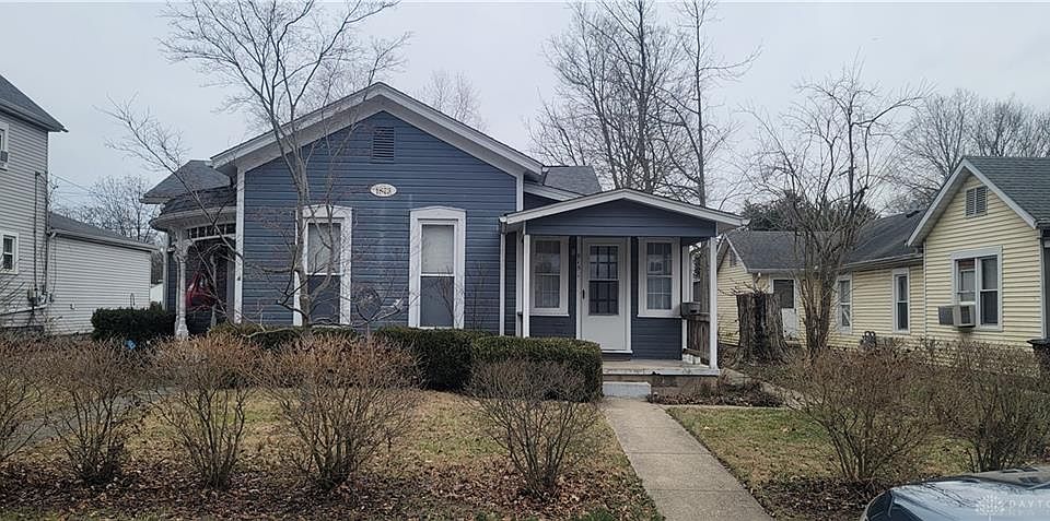 1st image of 909 S Detroit St