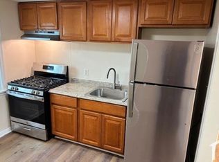 7521 Lange St #2, Baltimore, MD 21224