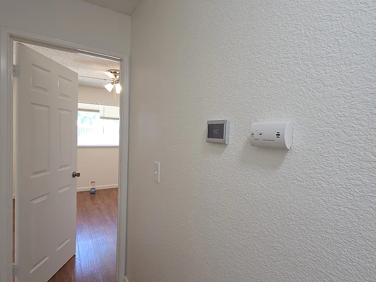 8533 Sun Florin Dr — Photo 9