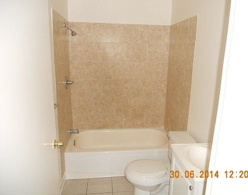2nd image of 812 W 83rd St APT 4