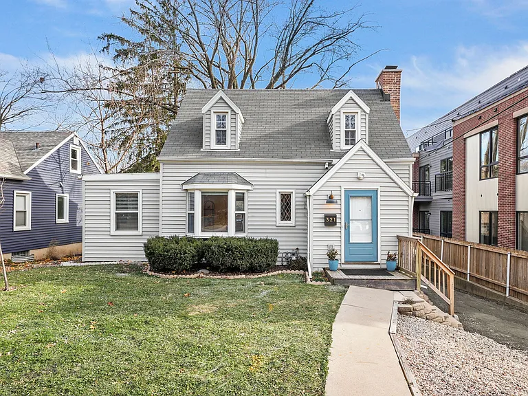 321 Glenway St — Photo 2