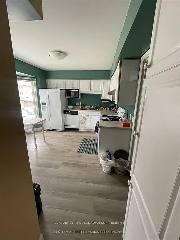 4 bed, $690 — Photo 3