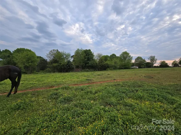 0 Stewart Rd, Claremont, NC 28610