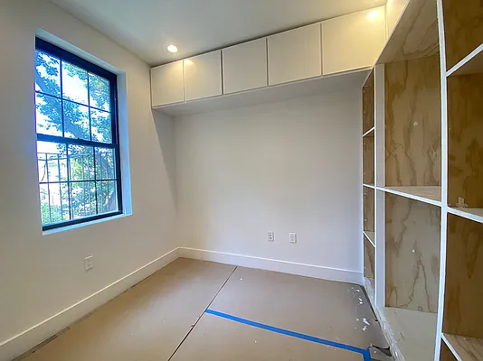 Rented by Dream Space Realty | media 11