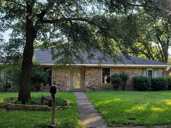 1012 Ross St, Terrell, TX 75160