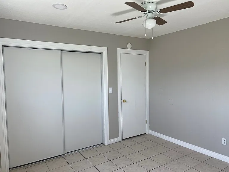 408 Devener St — Photo 5