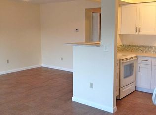 210 N L St, Lake Worth, FL 33460