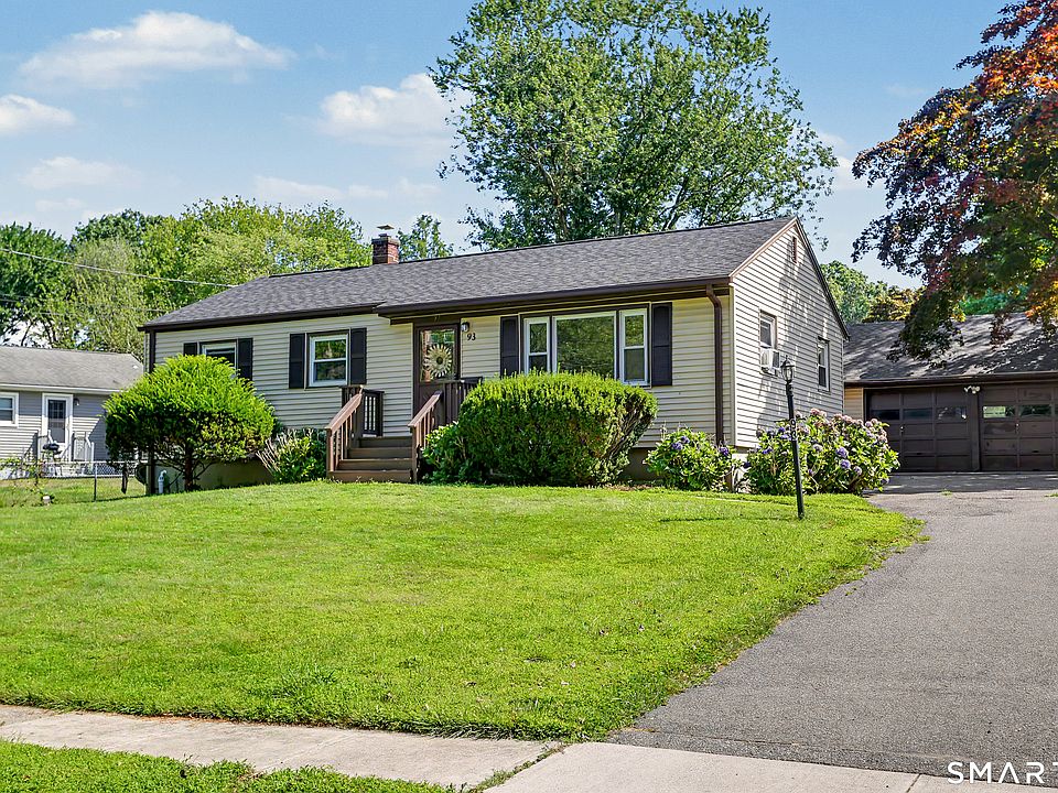 1st image of 93 Easy Street
