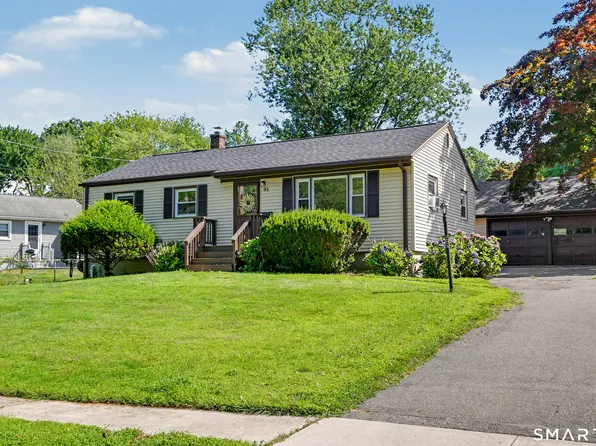 93 Easy Street, Milford, CT 06460