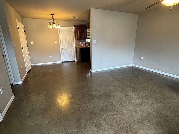 2nd image of 9 Jaki Ln