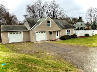 2163 Darlington Rd, Beaver Falls, PA 15010