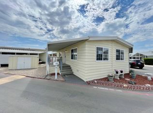 19 Spruce Via, Anaheim, CA 92801