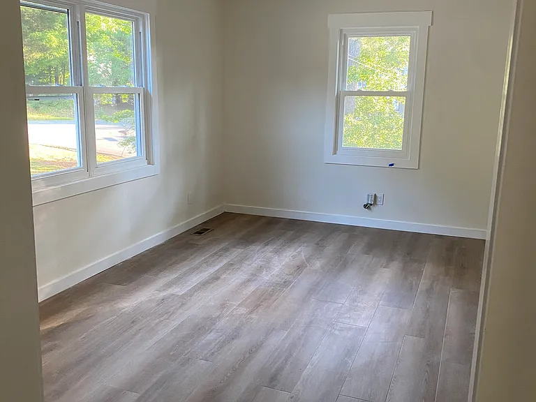 664 Scales Rd — Photo 4