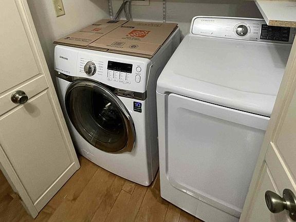 4th image of 9902 S 100th St