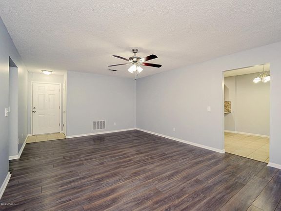 7427 Sweet Rose Ln-3